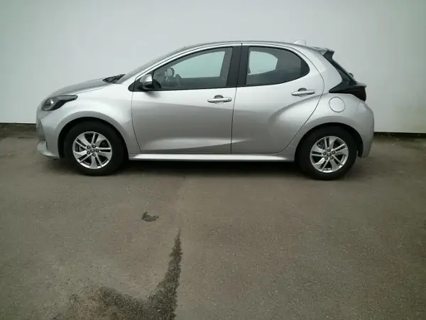 YARIS YARIS